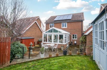 1383461-3-6928813...