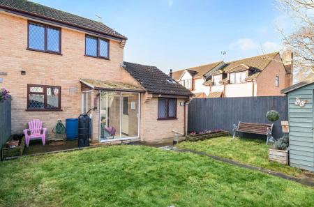 1387709-4-693c10d...