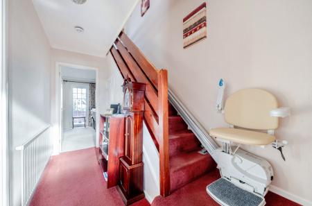 1399663-6-696a1e6...