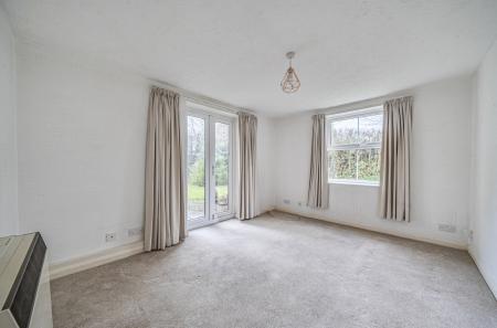 1407690-8-697ce7e...