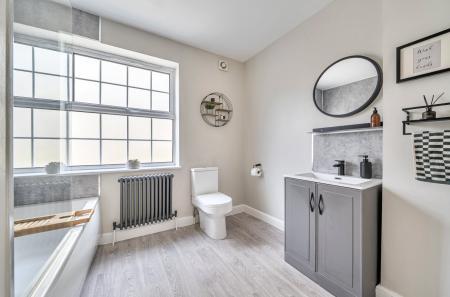 1405930-5-6981ffd...