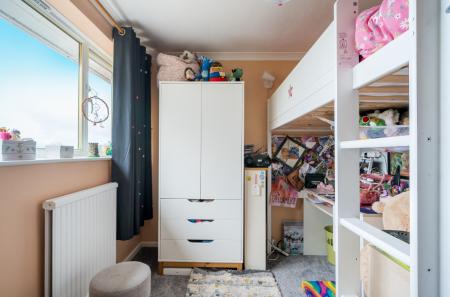 1410234-19-698625...