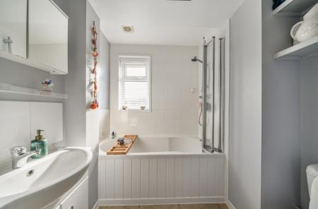 1410234-16-698625...