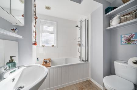 1410234-14-698625...