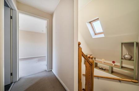 1419704-19-699de9...