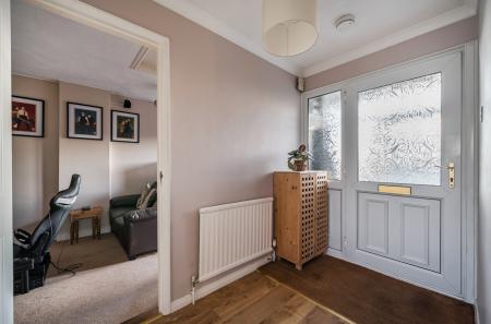 1419704-7-699de8d...