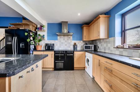 1419018-5-69a968b...