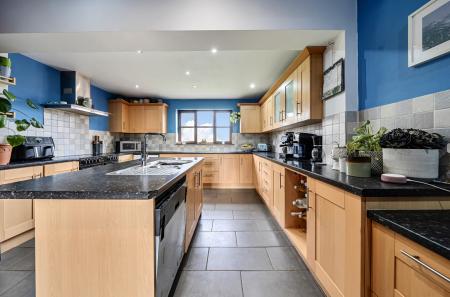 1419018-7-69a968d...