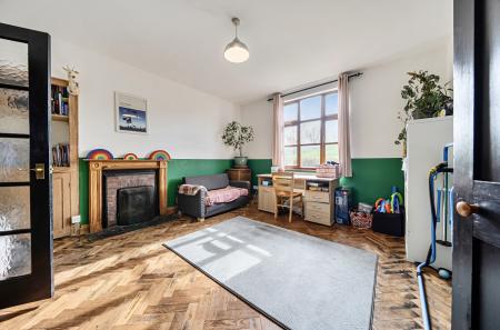 1419018-9-69a968f...