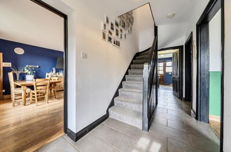 1419018-11-69a969...