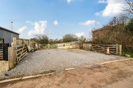 1419018-4-69a968a...