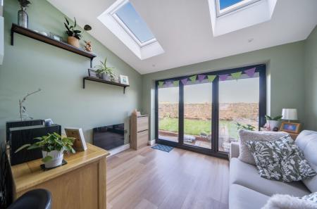 1429031-9-69b45dc...