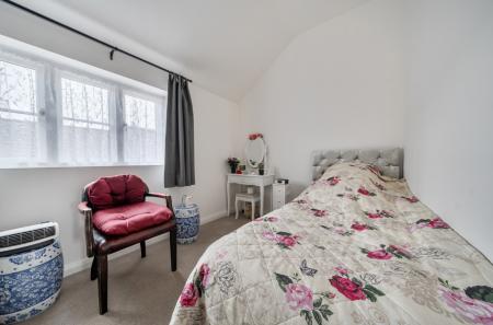 1432812-23-69c2c2...