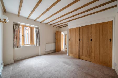 1434956-16-69c2c4...