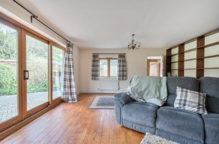 1434956-9-69c2c46...