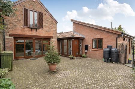 1434956-6-69c2c43...