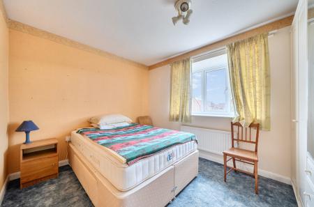 1406119-16-697a18...