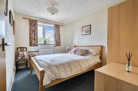 1436984-7-69cb9ce...