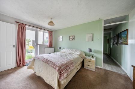 1436984-9-69cb9d0...