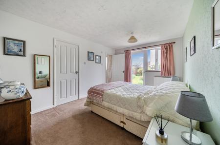 1436984-8-69cb9cf...