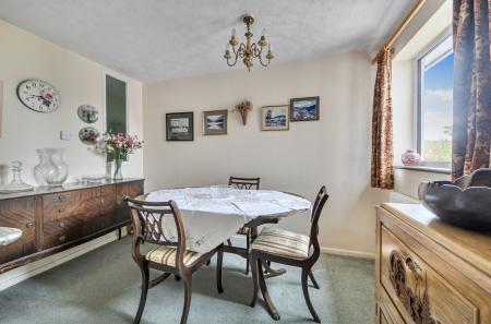 1436984-4-69cb9cb...