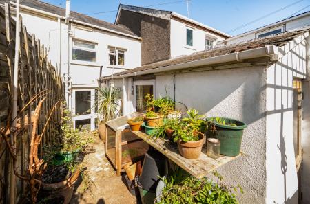 1438348-22-69d678...