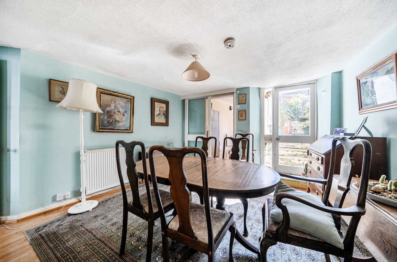 property-img