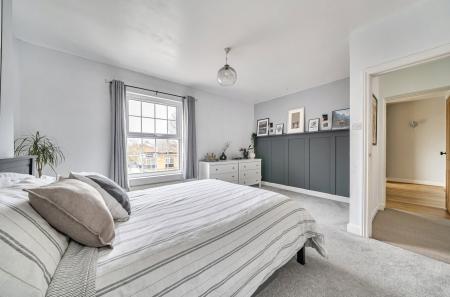 1405930-11-698201...