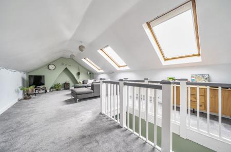 1405930-4-6981ffb...