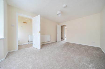 1442611-1-69de24c...