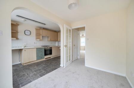 1442611-6-69de256...