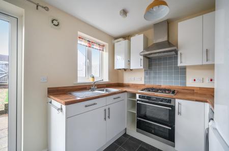 1420921-10-69a185...