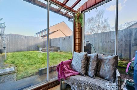 1387709-5-693c119...