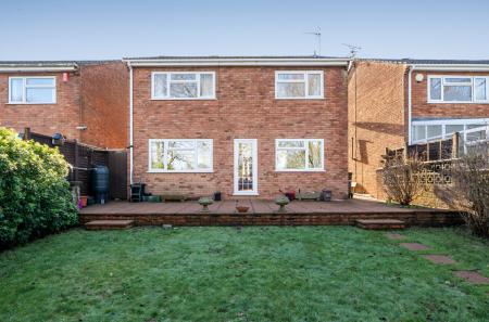 1399663-4-696a1df...