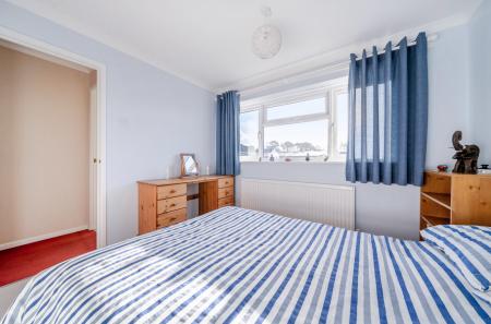 1399663-15-696a23...