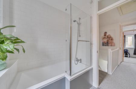 1374502-21-690a0f...