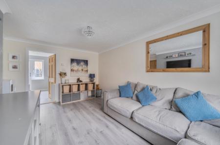 1374502-7-690a0e0...