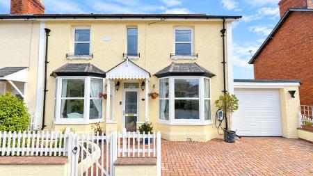 Rockwell Green, Wellington, Somerset, TA21 - Webbers