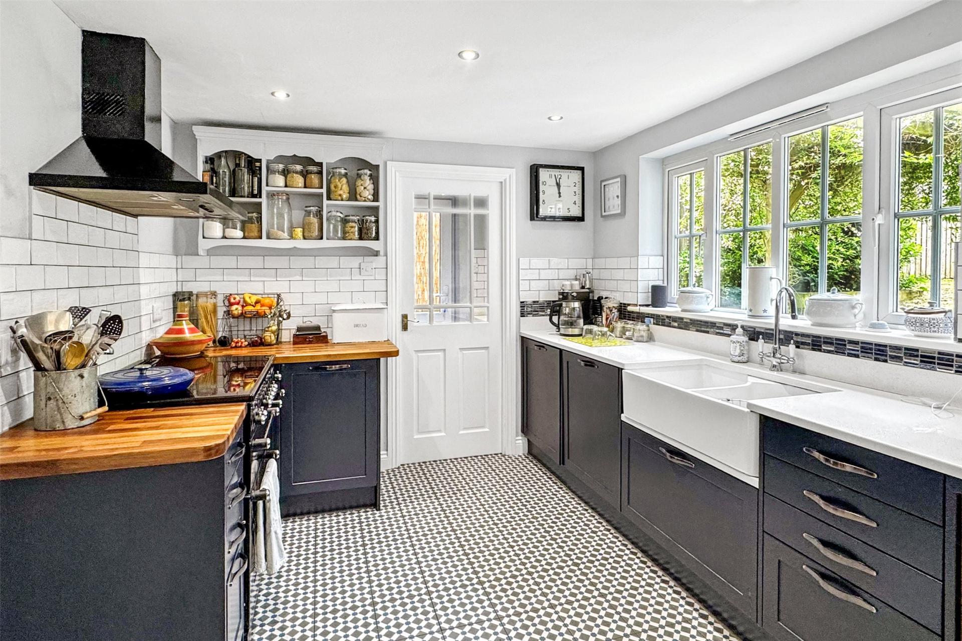 property-img