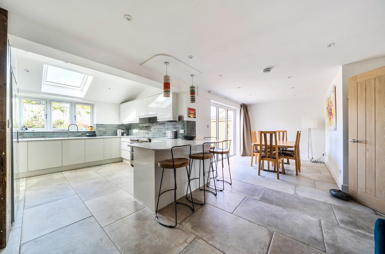 property-img