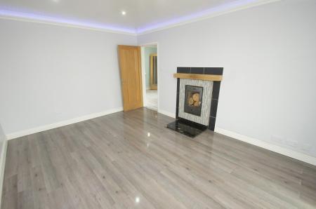 Winchester Avenue, Ellesmere Port, Cheshire. CH65 5DL