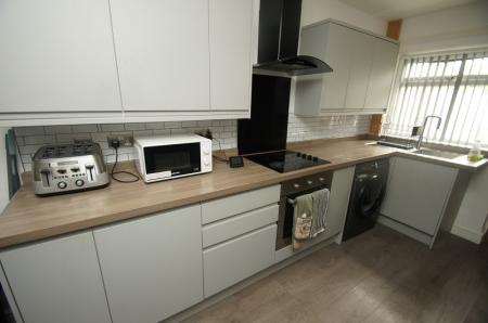 Waverton Road, Great Sutton, Ellesmere Port, Cheshire. CH66