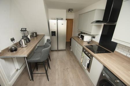 Waverton Road, Great Sutton, Ellesmere Port, Cheshire. CH66