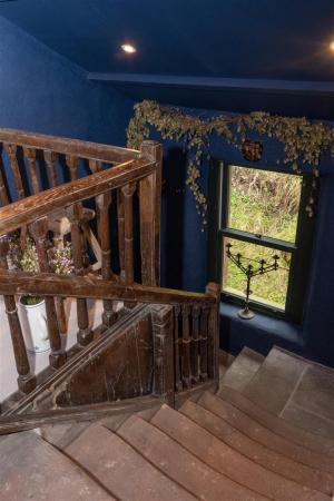 Castlehowe Stairwell.jpg