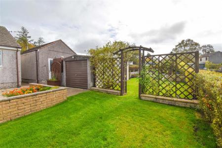 Wynberg Garden e.jpg