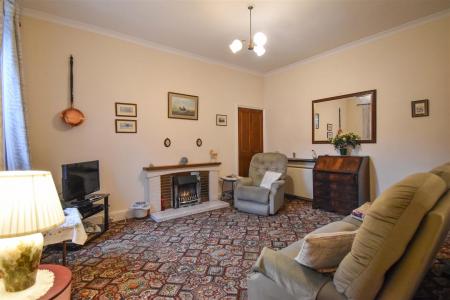51 Wordsworth Street Sitting Room b.jpg