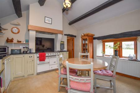 Red Lion Barn Kitchen B.jpg