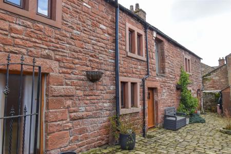Red Lion Barn Rear Elevation.jpg