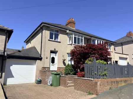 29 croft Avenue