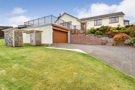 High Garth Parking and Garage.jpg